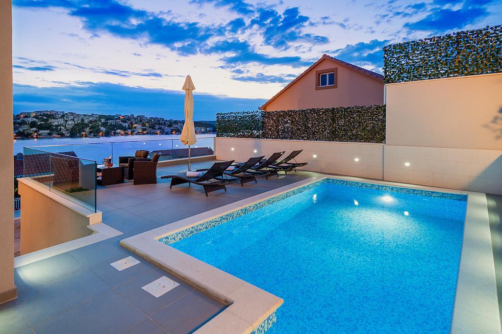 Villa Rogoznica Rogoznica  Rom bilde